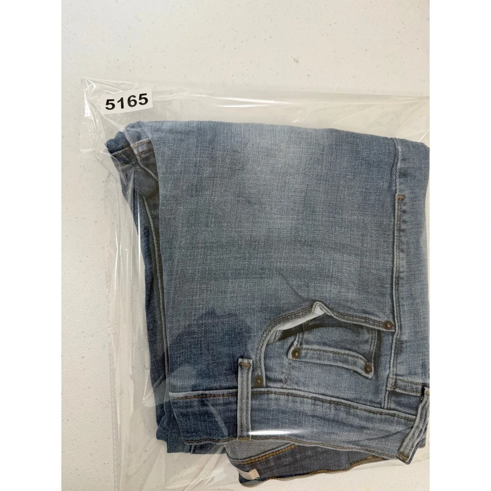 Levis levis 505